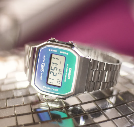 Наручные часы Casio A168WER-2AEF Серебро\Бирюзовый - изображение 4