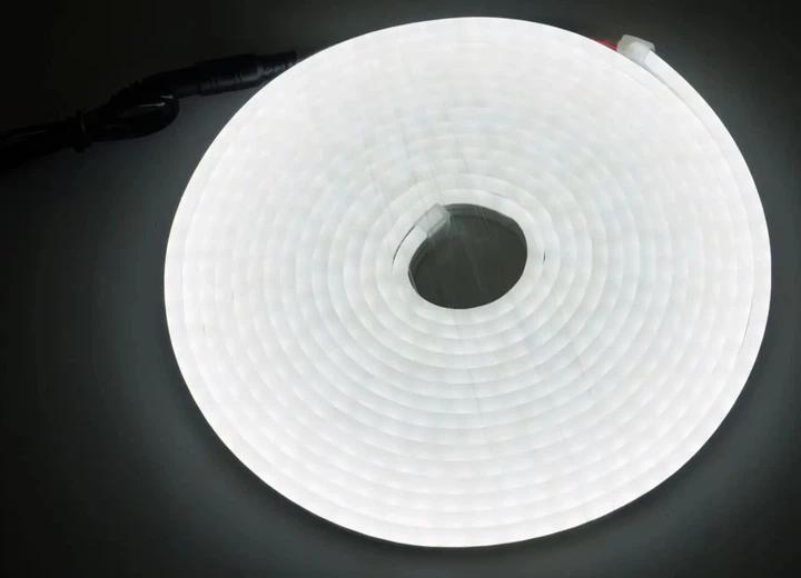 Неонова стрічка для авто Neon LED Strip 0719 12V-220V 5 м, біла - изображение 5