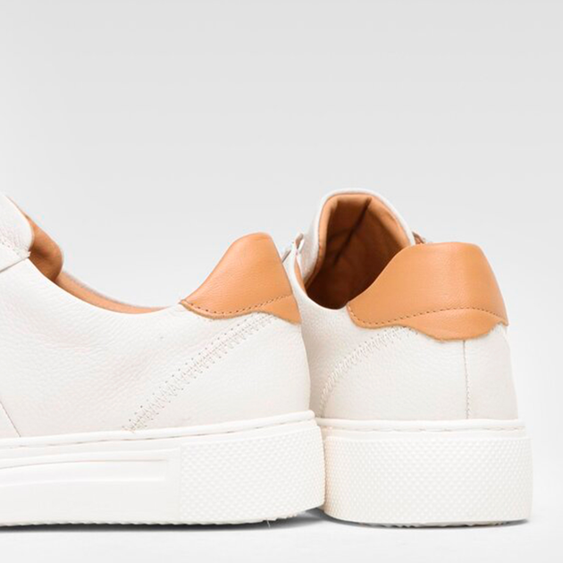 Buty sportowe damskie niskie Lasocki WI16-ZED-04 40 26,1 cm Białe (5904862525570) - obraz 4