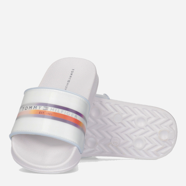 Klapki chłopięce Tommy Hilfiger Reflective Pool Slide T3B0-32931-1172100- 30 Białe (8052578193822) - obraz 1