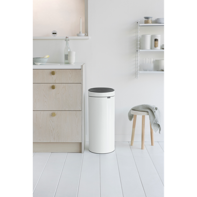 Бак для сміття Brabantia Touch bin 30 л (115141) - Фото 4 Бак для сміття Brabantia Touch bin 30 л (115141) - зображення 4