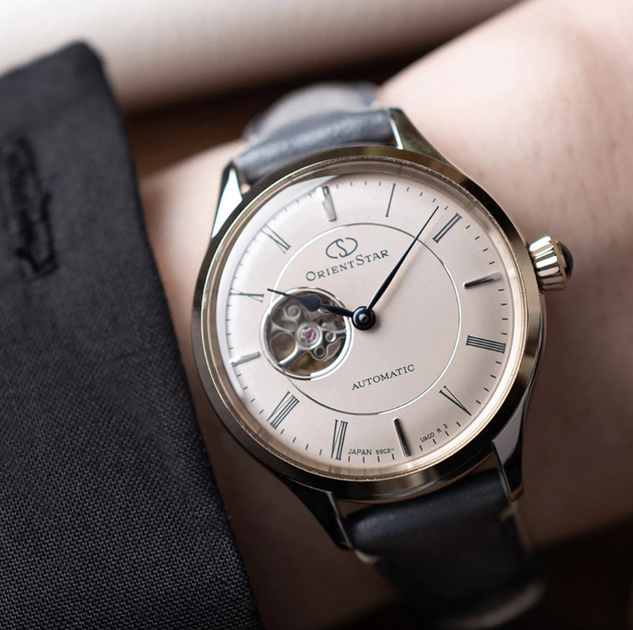 Женские наручные часы с сапфировым стеклом Orient RE-ND0011N00B Золото ...