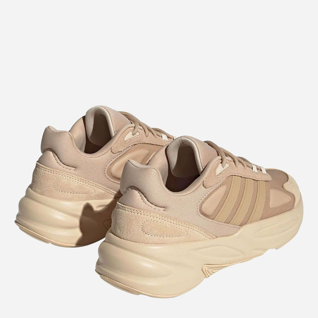 Жіночі кросівки adidas Ozelle HP2692 37.5 (4.5UK) 23 см Бежеві (5904862427508) - зображення 4