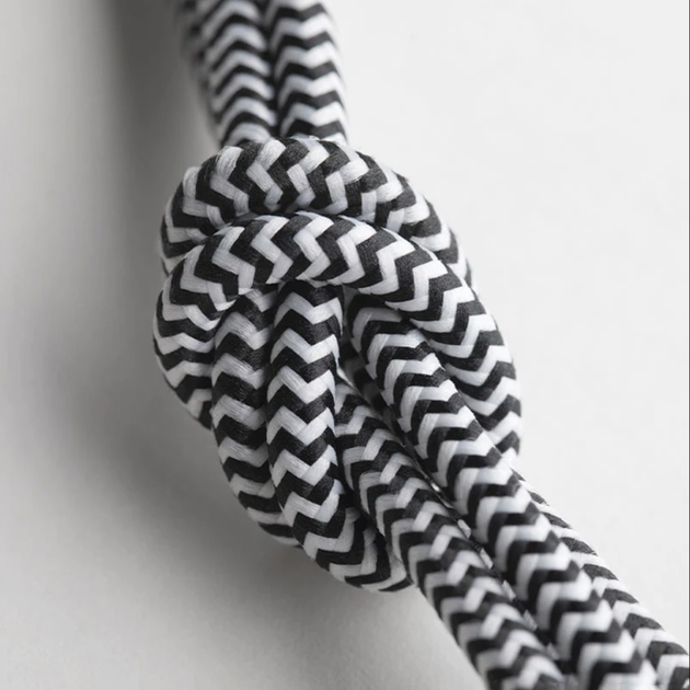 Кабель-адаптер Native Union Belt Cable 3m USB-C to HDMI, Zebra (BELT-C-HDMI-ZEB-3) - изображение 4