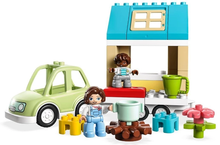 Zestaw klocków LEGO DUPLO Town Dom rodzinny na kółkach 31 element (10986) - obraz 2