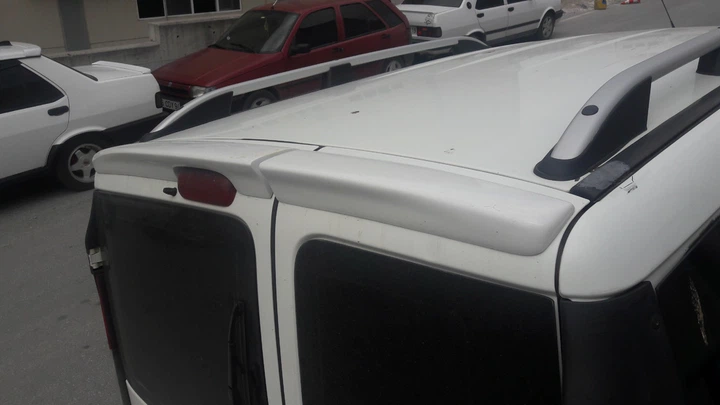 Спойлер Anatomic (распашная дверь, под покраску) для Fiat Doblo I 2001-2005 гг - изображение 3