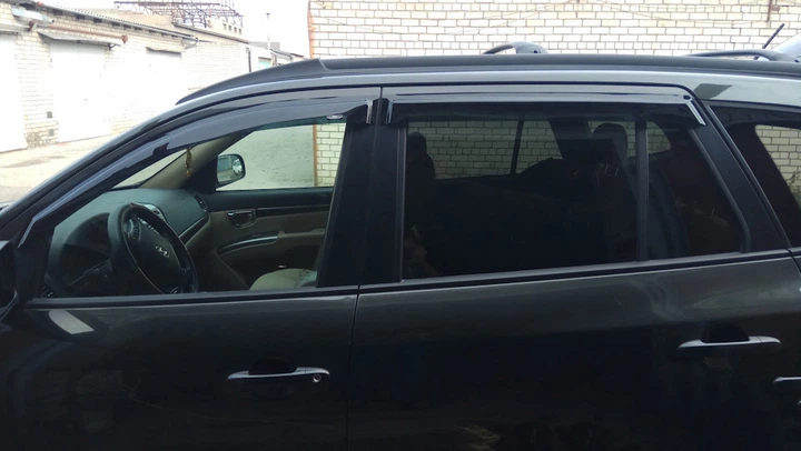 Ветровики HIC для Hyundai Santa Fe 2 (2006-2012) - комплект из 4 штук - Фото 5 Ветровики HIC для Hyundai Santa Fe 2 (2006-2012) - комплект из 4 штук - изображение 5