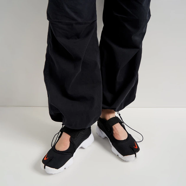 Женские сандалии Nike Air Rift Br DN1338-001 39 (8US) 25 см Черные