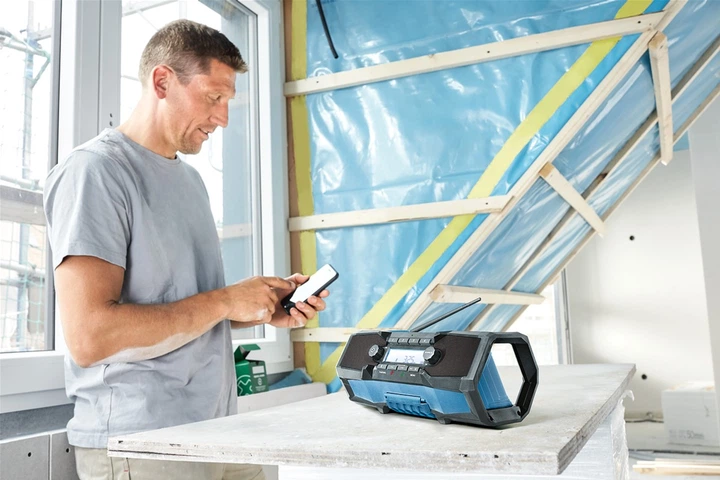 Радіоприймач Bosch GPB 18V-2 C Professional (4059952507811) - зображення 6