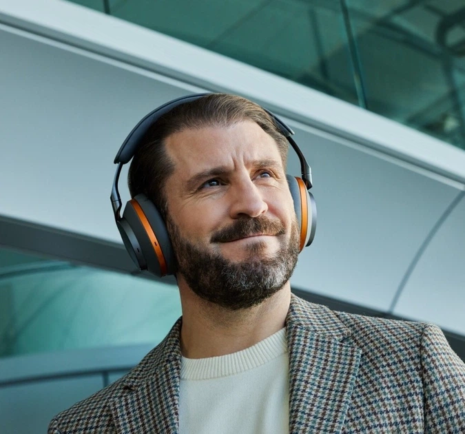 Навушники Bowers & Wilkins PX8 McLaren - Фото 8 Навушники Bowers & Wilkins PX8 McLaren - зображення 8