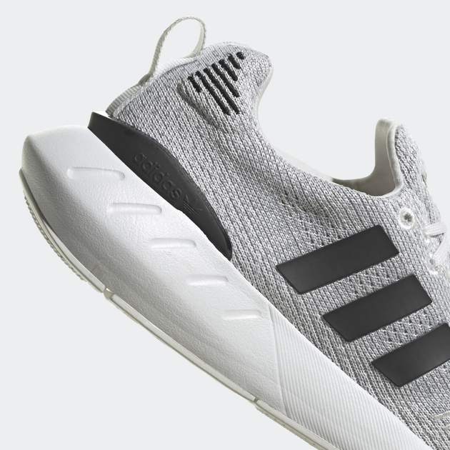 Жіночі кросівки для бігу adidas Originals Swift Run 22 GV7969 38 (5UK) 23.5 см Сірі (4065418382847) - зображення 8
