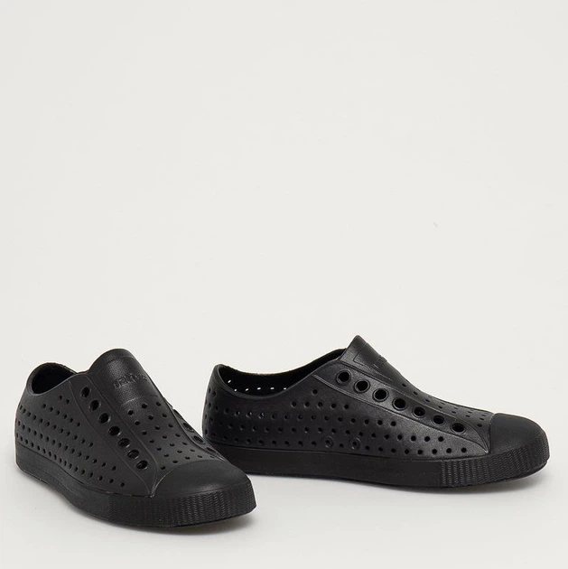 Slip-ony damskie Native Jefferson 903810-60-82 40 (7US) 25,3 cm Czarne (4894401139805) - obraz 2