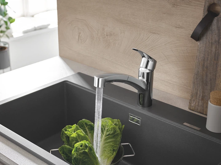 Змішувач для кухні з висувним виливом Grohe Eurosmart New (30305001) kr - Фото 5 Змішувач для кухні з висувним виливом Grohe Eurosmart New (30305001) kr - изображение 5