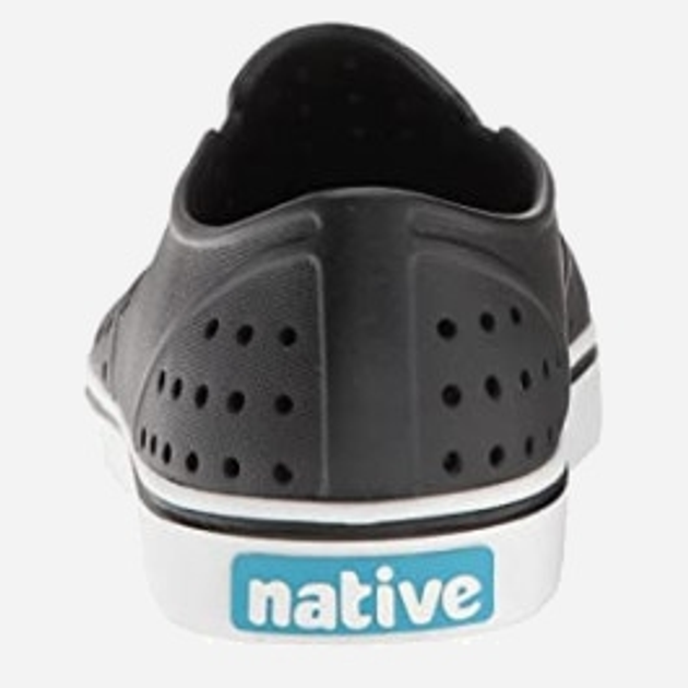 Buty wsuwane damskie Native Miles 903970-60-82 37.5 (5US) 23.5 cm Czarne (4894401566762) - obraz 5
