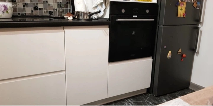 Духовой шкаф электрический Luxor HB 960 Colorverglasung BK цветной дисплей + 3 тонированных черных стекла двери металлическая прихватка в подарок, черный - изображение 13