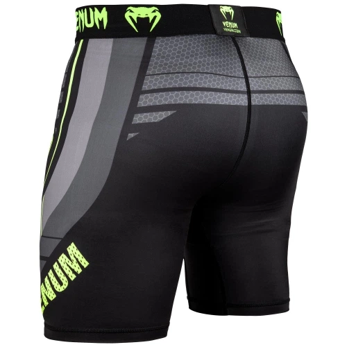Компрессионные шорты Venum Technical 2.0 Compression Shorts Black Yellow (VENUM-03442-111-XL-XL) - изображение 2