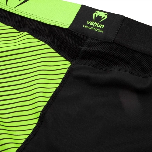 Компрессионные штаны Venum Training Camp 2.0 Spats Black Neo Yellow (VENUM-03589-116-XS) - Фото 6 Компрессионные штаны Venum Training Camp 2.0 Spats Black Neo Yellow (VENUM-03589-116-XS) - изображение 6