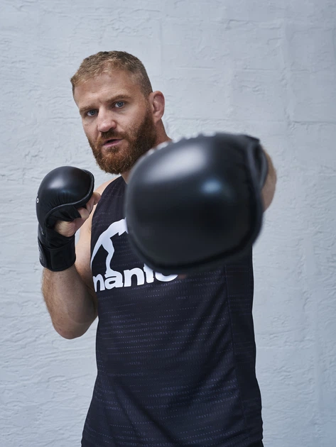 Перчатки для MMA MANTO Training Gloves Impact Sparring Black (MNG004_BLK_4L) - Фото 5 Перчатки для MMA MANTO Training Gloves Impact Sparring Black (MNG004_BLK_4L) - изображение 5