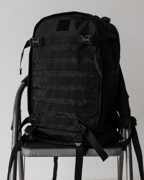 Рюкзак тактический Universal черный на 40 литров - изображение 2