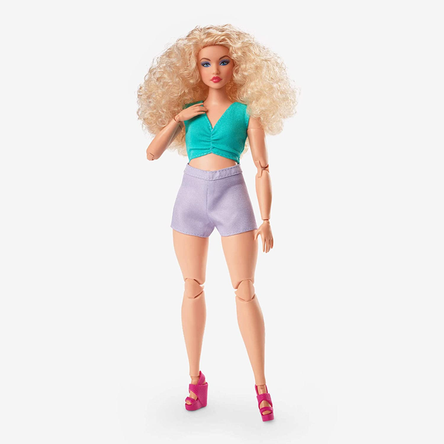 Игровой набор Барби Дизайн-Студия Для Создания Цветных Нарядов с куклой Barbie CMM85