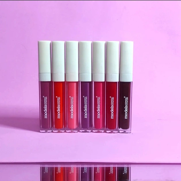 Блеск для губ Models Own LIX Lip Gloss 02 Сливовый - Фото 2 Блеск для губ Models Own LIX Lip Gloss 02 Сливовый - изображение 2