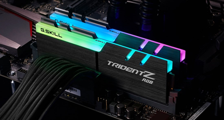 Pamięć RAM G.Skill DDR4-3600 16384MB PC4-28800 (zestaw 2x8192) Trident Z RGB czarny (F4-3600C16D-16GTZRC) - obraz 3