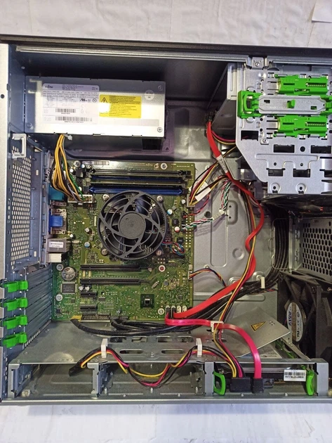 ПК Fujitsu Esprimo P720 E90+ Tower / Intel Core i5-4570S (4 ядра ПК Fujitsu Esprimo P720 E90+ Tower / Intel Core i5-4570S (4 ядра