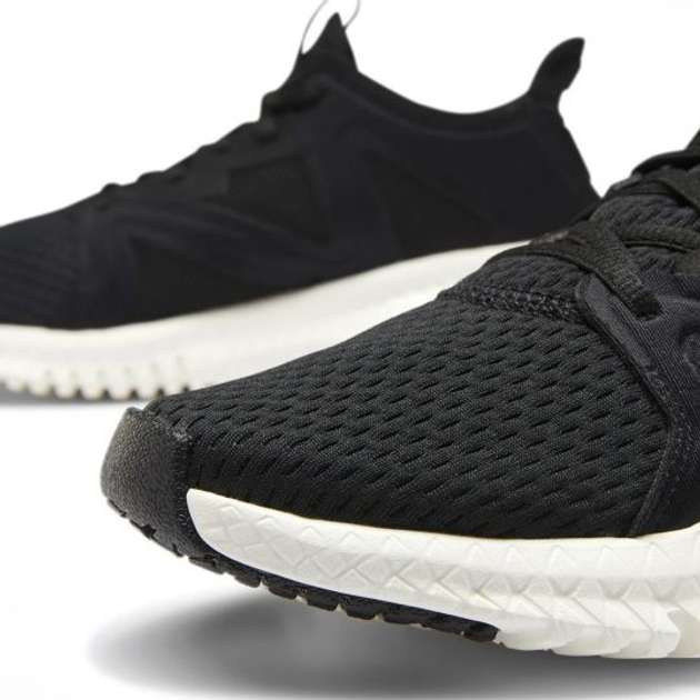 Buty na siłownię damskie Reebok Flexagon 2.0 DV6008 40.5 (9.5US) 26.5 cm Czarne (4061624432994) - obraz 4