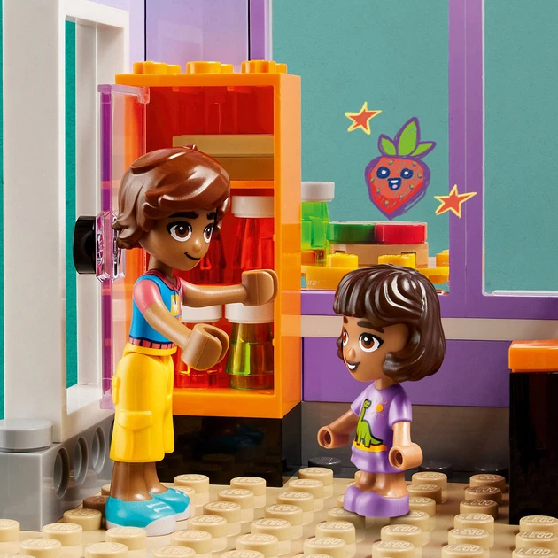 Конструктор LEGO Friends Хартлейк-Сіті. Громадська кухня 695 деталей (41747) - зображення 7