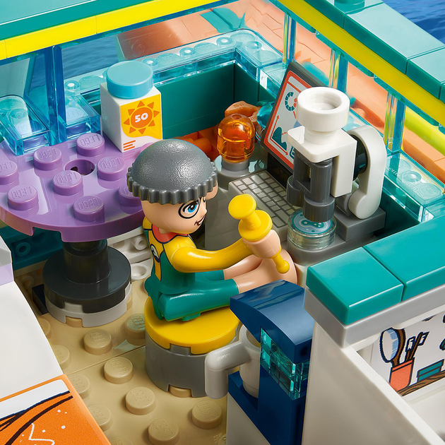 Конструктор LEGO Friends Човен морської рятувальної бригади 717 деталей (41734) - зображення 6