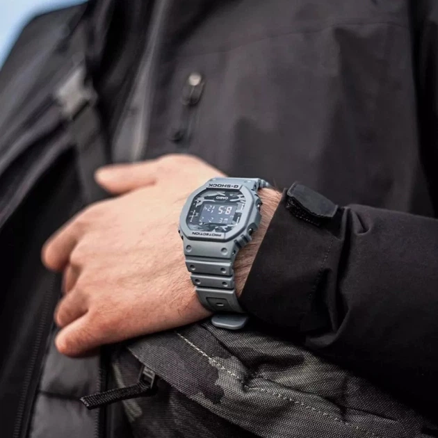 Мужские часы CASIO G-SHOCK DW-5600CA-2ER - изображение 6