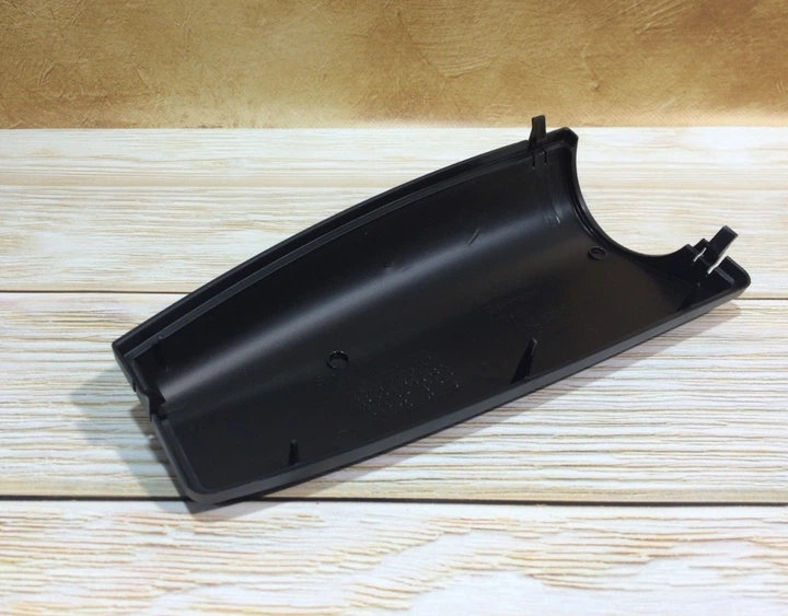 Крышка воздухозаборника 1K0805965J Шкода (Skoda) Октавия А5 Скаут