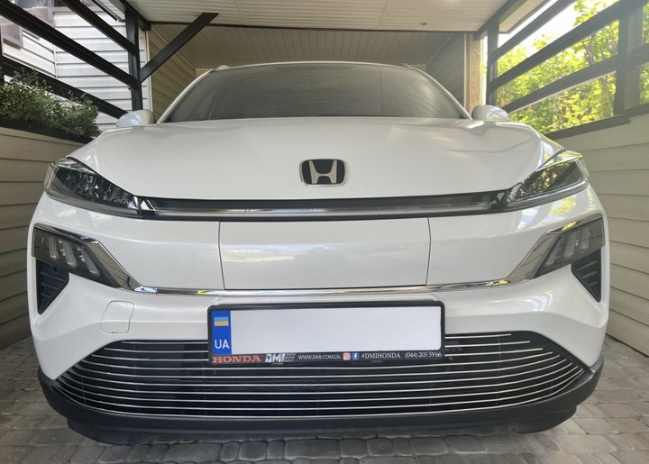 Передняя автомобильная решётка для Honda MN-V зроблегала из нервной стали - изображение 1