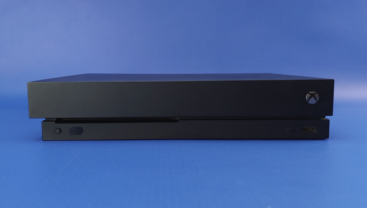 Набор Консоль Microsoft Xbox One X 1TB Black Б/У + Геймпад Беспроводной Version 2 - изображение 2