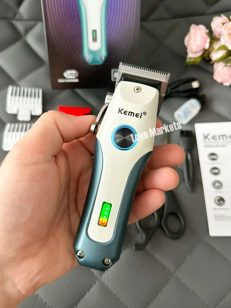 Профессиональная аккумуляторная машинка для стрижки волос Kemei KM-2621 триммер для бороды и усов - Фото 1 Профессиональная аккумуляторная машинка для стрижки волос Kemei KM-2621 триммер для бороды и усов - изображение 1
