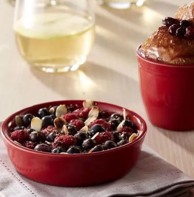 Набор форм для крем-брюле Emile Henry Ovenware 13 см, 2 шт красный (344013) - изображение 3