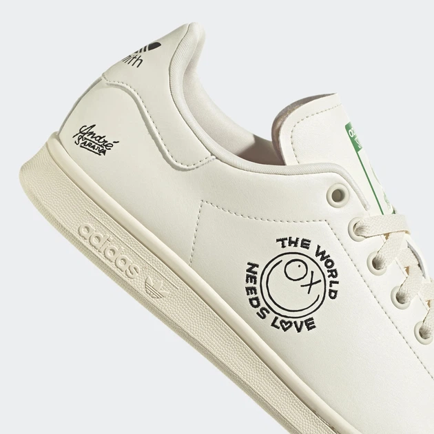 Sneakersy damskie z eko skóry do kostki adidas Originals Stan Smith x Andre Saraiva GZ2202 37.5 (4.5UK) 23 cm Kremowe (4065426140422) - obraz 6
