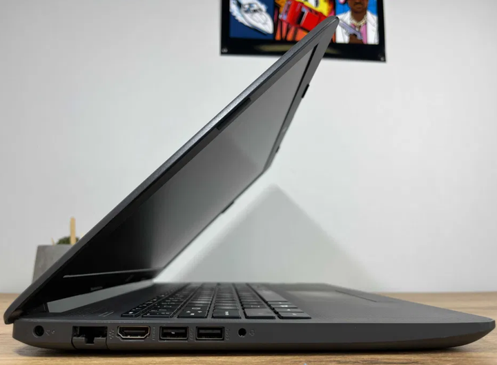 Ультрабук HP 255 G7 / 15.6" TN / Ryzen 3 2200U (2(4) ядра по 2.5-3.4GHz) / 8GB DDR4 / 256GB SSD NVME / WebCam / AMD Radeon Vega 3 / Win 10 PRO Lic б/в - Фото 6 Ультрабук HP 255 G7 / 15.6" TN / Ryzen 3 2200U (2(4) ядра по 2.5-3.4GHz) / 8GB DDR4 / 256GB SSD NVME / WebCam / AMD Radeon Vega 3 / Win 10 PRO Lic б/в - зображення 6