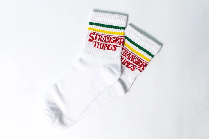 Носки Rock'n'socks Stranger Things белые One size (37-43) - Фото 1 Носки Rock'n'socks Stranger Things белые One size (37-43) - изображение 1