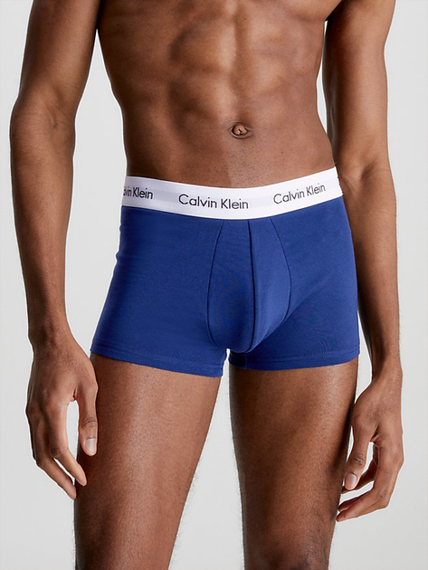 Набір трусів шорти Calvin Klein Underwear 3P Low Rise Trunk 0000U2664G-I03 L 3 шт Білий/Темно-синій/Червоний (5051145900538) - зображення 2