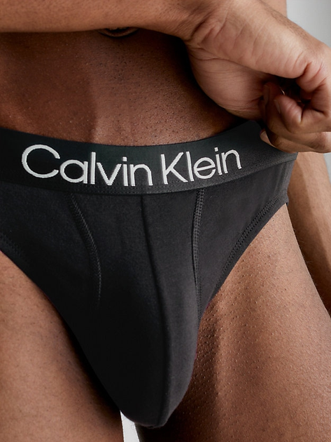 Набір трусів сліпів чоловічих Calvin Klein Underwear Hip Brief 3Pk 000NB2969A-7V1 S 3 шт Чорний (8719854639114) - зображення 4