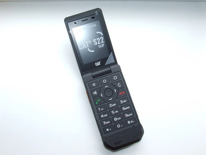 Телефон Caterpillar CAT S22 Flip Black – фото, отзывы