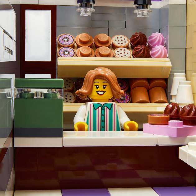 Zestaw klocków LEGO Creator Expert Posterunek policji 2923 elementy (10278) - obraz 5