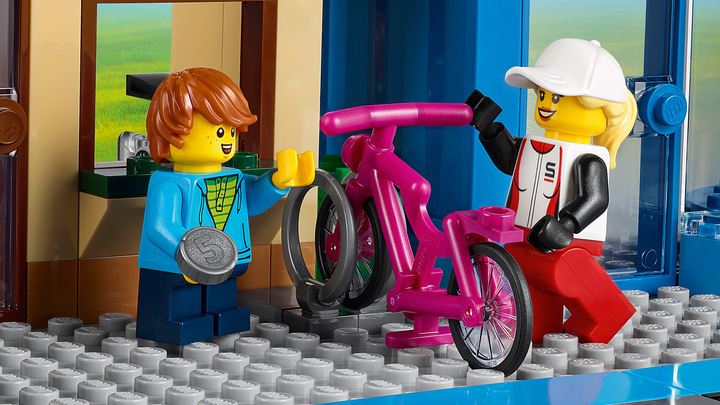 Конструктор LEGO City Торгова вулиця 533 деталі (60306) - зображення 7