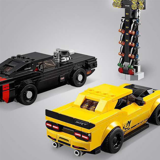 Zestaw klocków LEGO Speed Champions Cars 2018 Dodge Challenger SRT Demon oraz 1970 Dodge Charger R/T 478 elementów (75893) - obraz 10