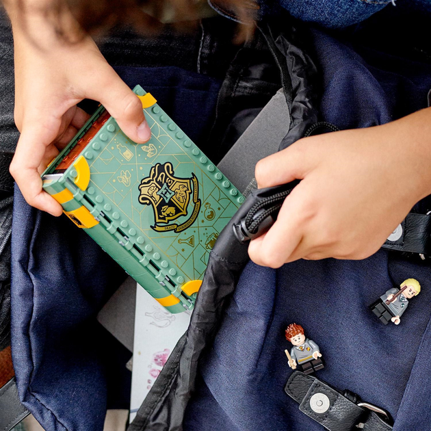 Zestaw klocków LEGO Harry Potter w Hogwarcie: zajęcia z zaklęć i uroków 256 elementów (76385) - obraz 7