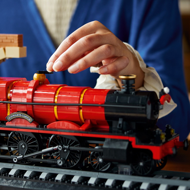 Конструктор LEGO Harry Potter «Хогвартс-експрес» версія для колекціонерів 5129 деталей (76405) - зображення 4