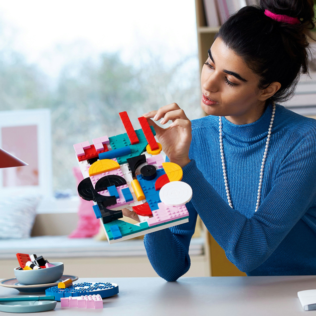 Zestaw klocków LEGO Art Sztuka współczesna 805 elementów (31210) - obraz 6
