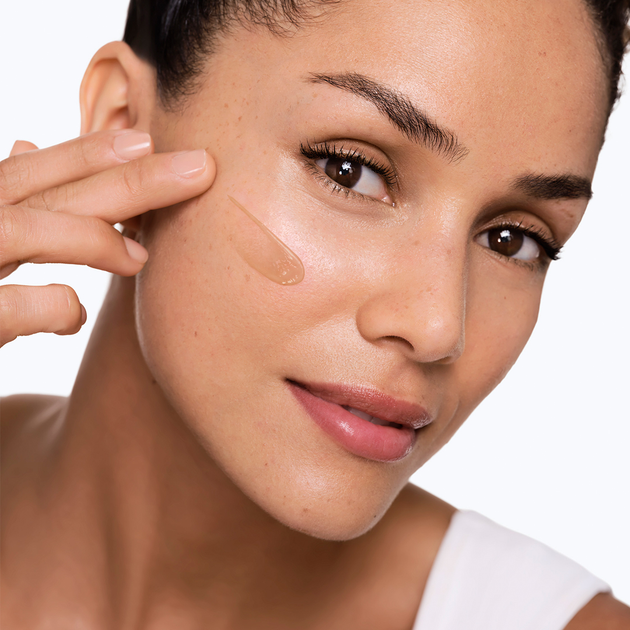 Lekki fluid przeciwsłoneczny Vichy Capital Soleil przeciw oznakom fotostarzenia skóry twarzy z uniwersalnym pigmentem tonującym SPF 50+ 40 ml (3337875795265) - obraz 5