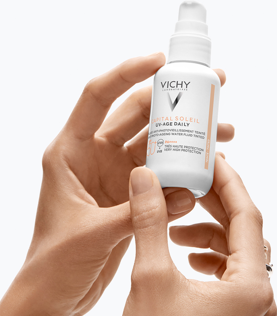 Lekki fluid przeciwsłoneczny Vichy Capital Soleil przeciw oznakom fotostarzenia skóry twarzy z uniwersalnym pigmentem tonującym SPF 50+ 40 ml (3337875795265) - obraz 7